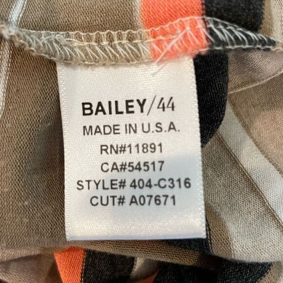 EUC Bailey/44 Oatmeal Heather Open Shoulder Top Sz. M - Picture 3 of 6